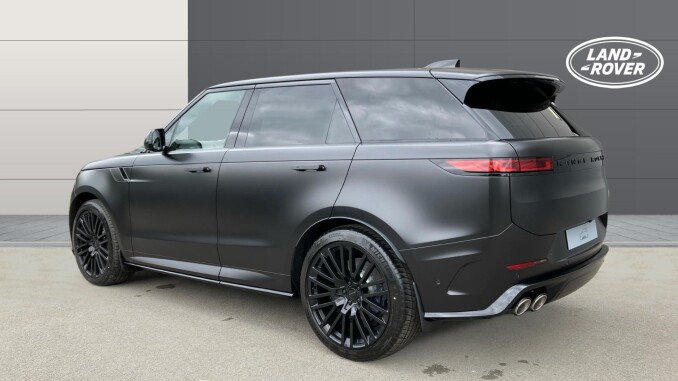 Land Rover Range Rover Sport 4.4 P635 V8 SV Ultimate Edition 5dr Auto Petrol Estate - Image 2